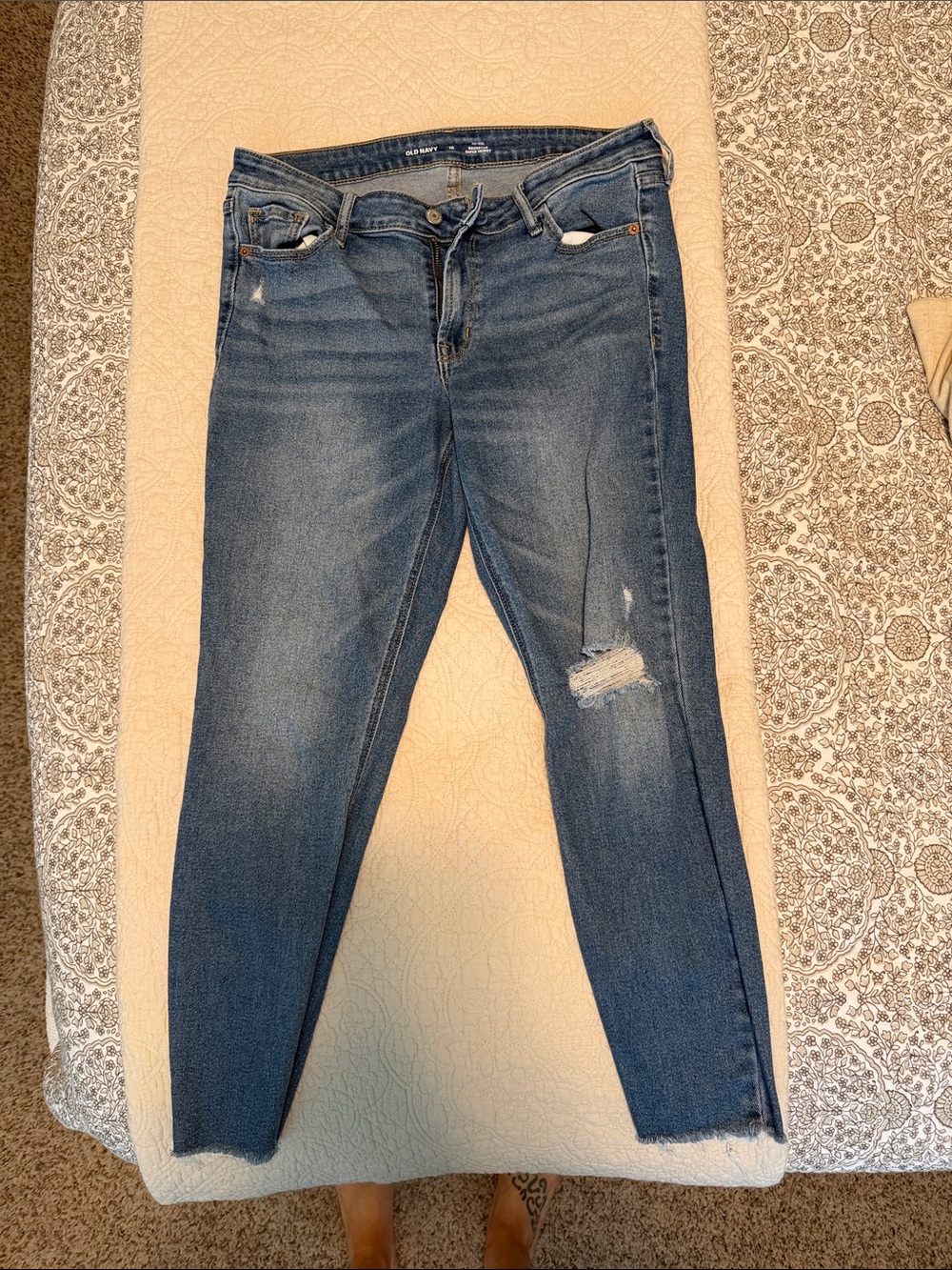 Old Navy Rockstar Mid-Rise Women's Dark Blue Skinny Distressed Jeans